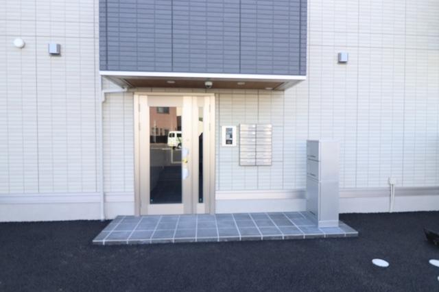D-ROOM三河町（101） エントランス