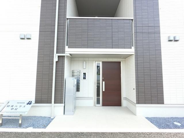 МＮハウス中居（202） エントランス
