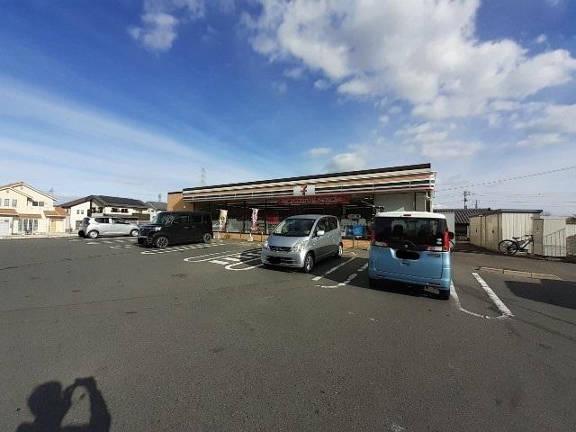 セブンイレブン吉岡大久保店：600m