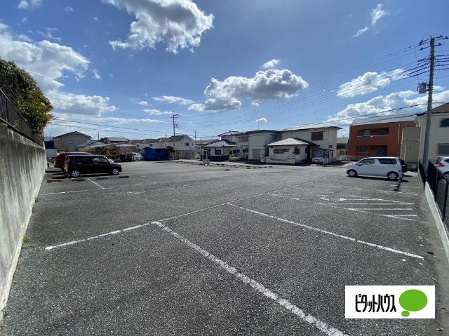 富士宮市万野原新田３１６２−１駐車場 駐車場