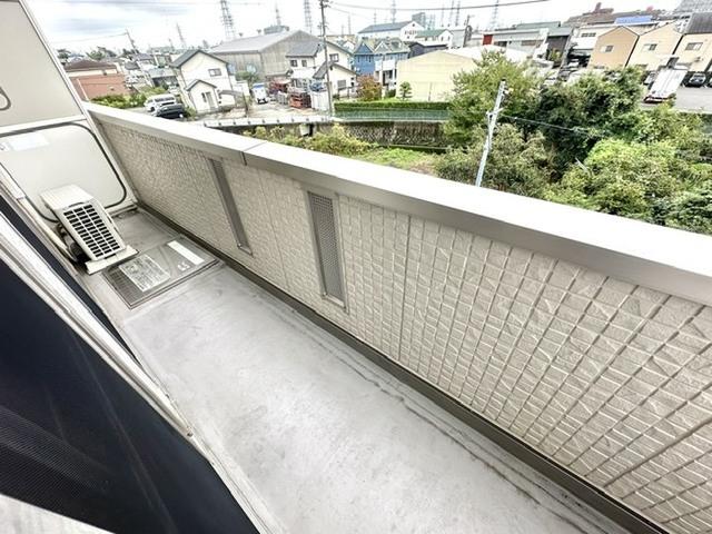 ルミエール（305） 玄関