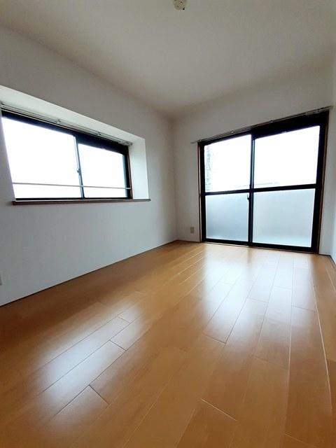 クレイドル（301） 室内