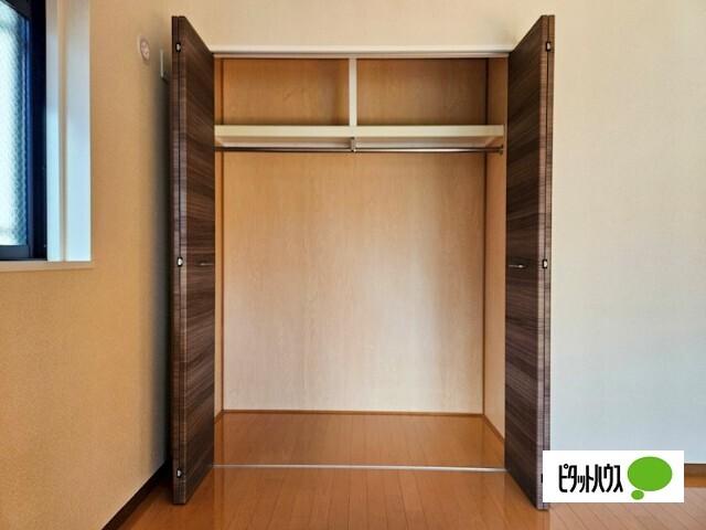 レインボーＭ＆Ｋ（１０１） 収納