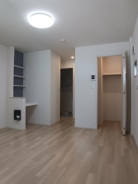 エイス　クラウディア（105） 室内