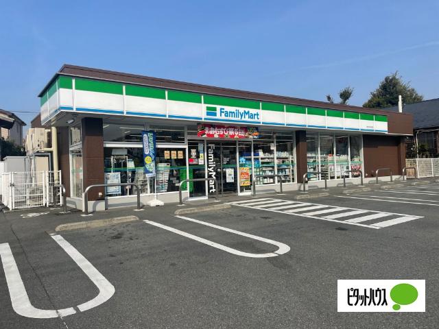 ファミリーマート清水町伏見店：444m