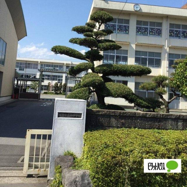 裾野市立西中学校：2784m
