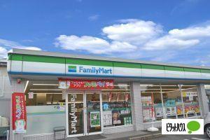 ファミリーマート裾野せぎ原店：1211m