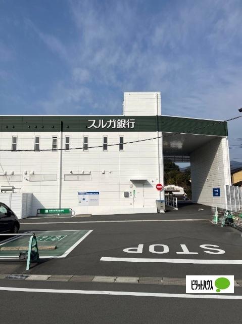 スルガ銀行裾野支店：900m