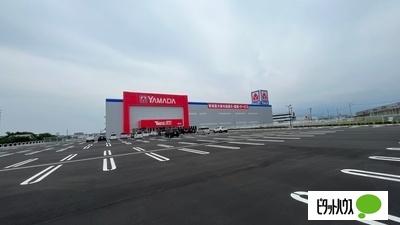 ヤマダデンキテックランド柿田川店：547m