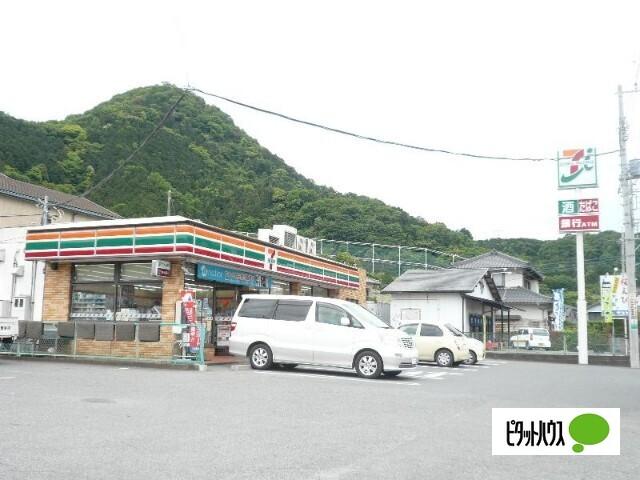 セブンイレブン清水町上徳倉店：131m