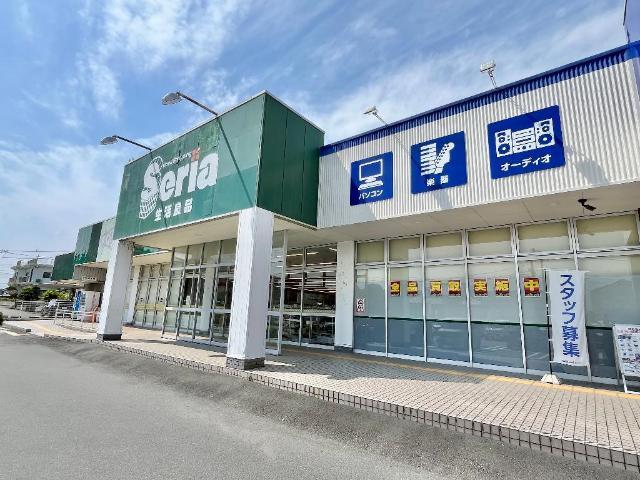 Seria生活良品沼津原町店：878m