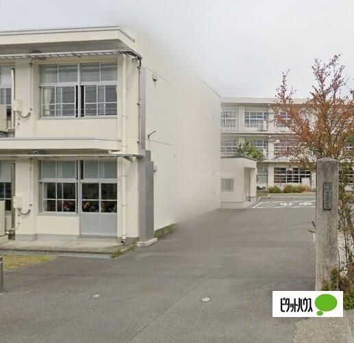 富士宮市立大富士小学校：1021m
