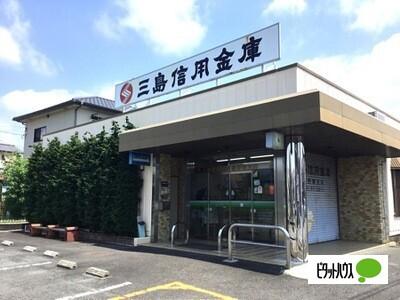 三島信用金庫裾野東支店：843m