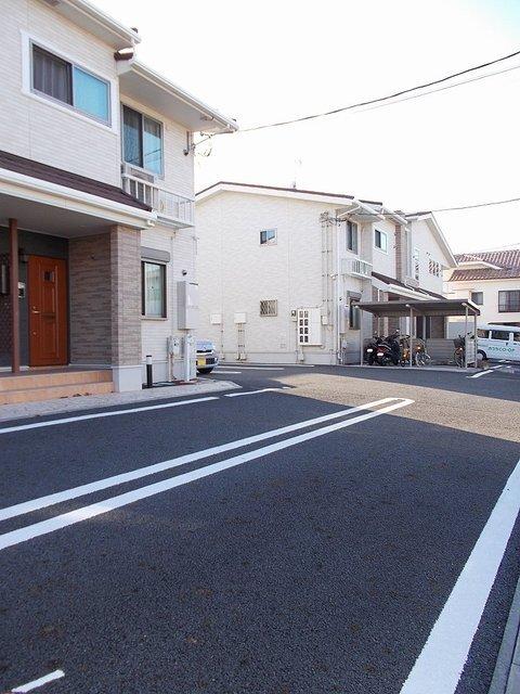シャンティ（101） 駐車場
