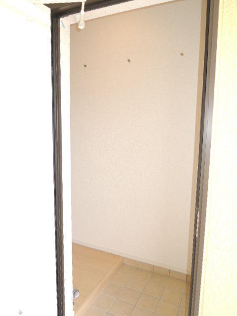 エルセレーノ宮下（202） 玄関