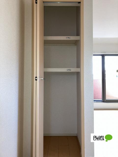 もみの樹　Ⅱ（201） 収納