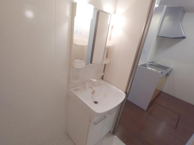 Ｃｏｍｏｄｏ Ｓａｔｓｕｋｉ(ｺﾓﾄﾞｻﾂｷ)（102） 部屋画像