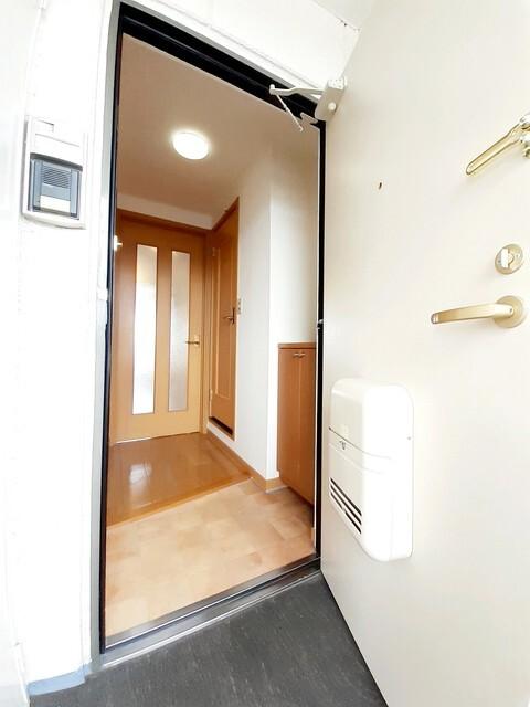 フラン淀川（301） 玄関