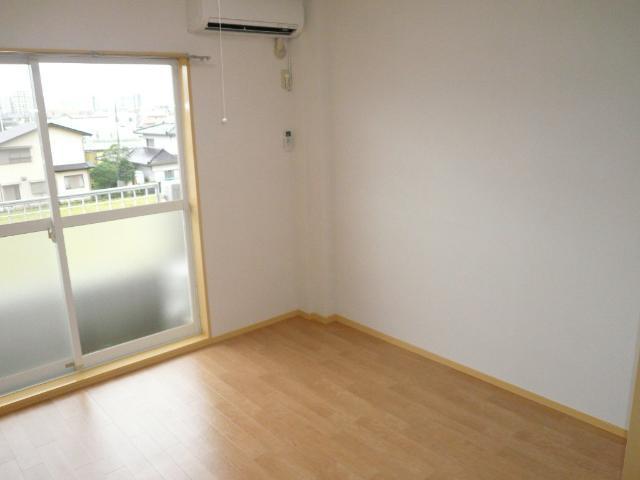 Ｌ，Ｌｏｕｉｓｅ松坂（エル・ルイーズ　マツザカ） 部屋画像