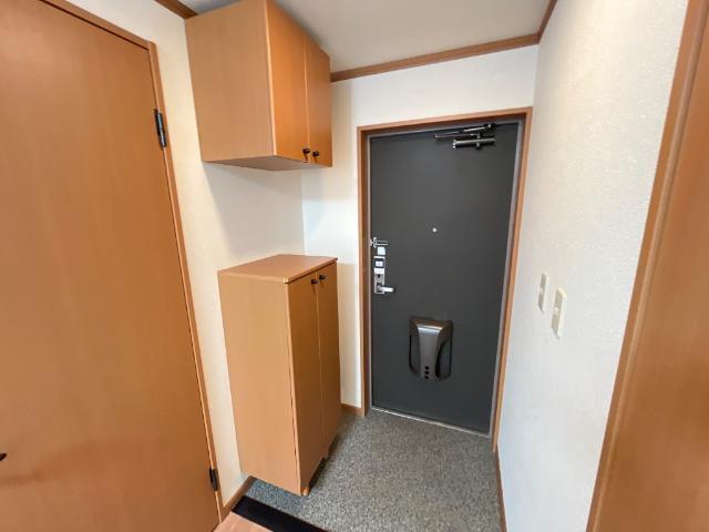 ボザール峯 玄関