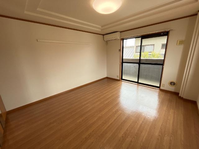 ボザール峯 部屋画像