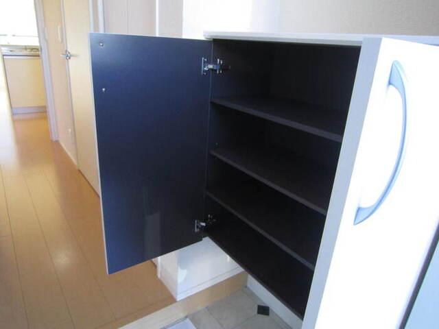 エクレール南（102） 玄関