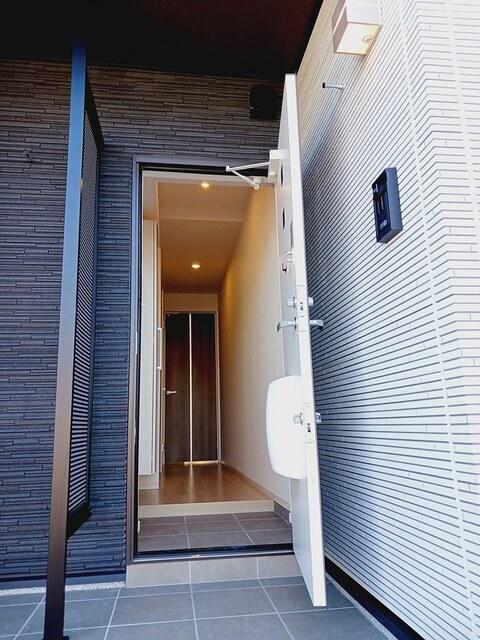 ショパン（101） 玄関