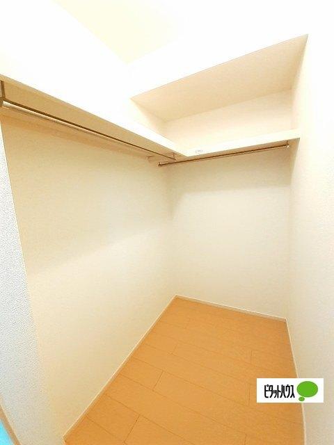 フィオーレ・コッティＡ（202） 収納