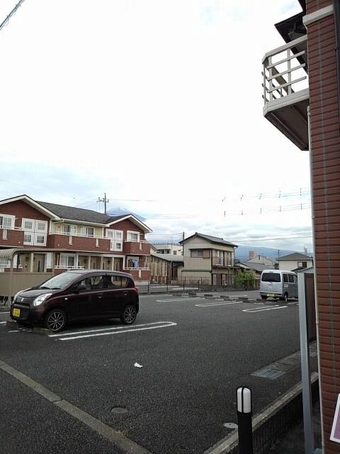 リバーサイドＡ（203） 駐車場