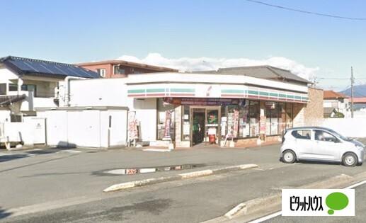 セブンイレブン富士バイパス店：389m
