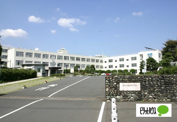 国立沼津工業高等専門学校：1940m