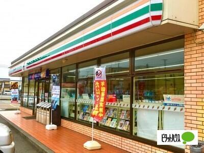 セブンイレブン富士市津田町店：169m