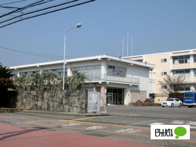 静岡県立沼津東高校：616m