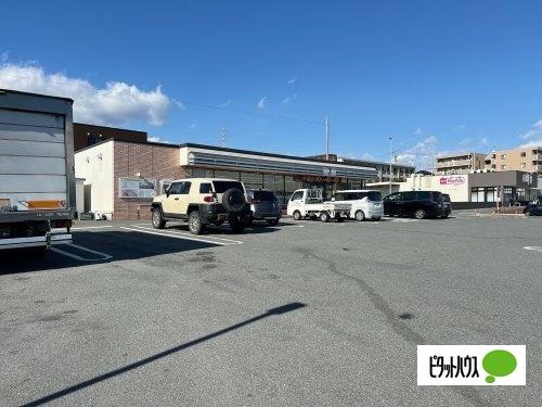 セブンイレブン沼津岡宮東店：980m