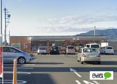 セブンイレブン富士市伝法片宿店：943m