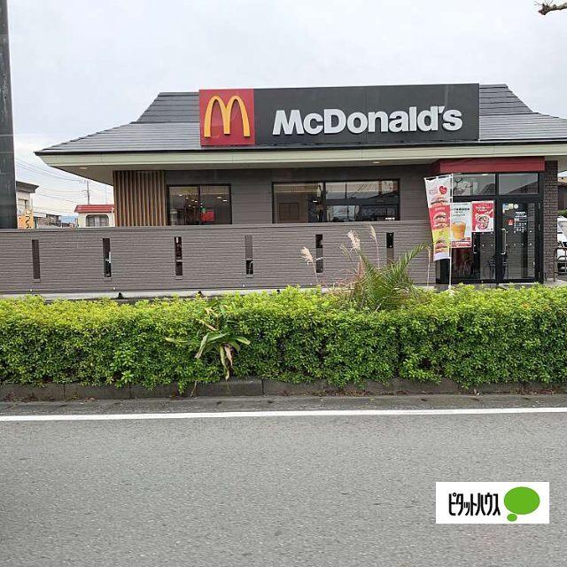 マクドナルド沼津学園通り店：569m