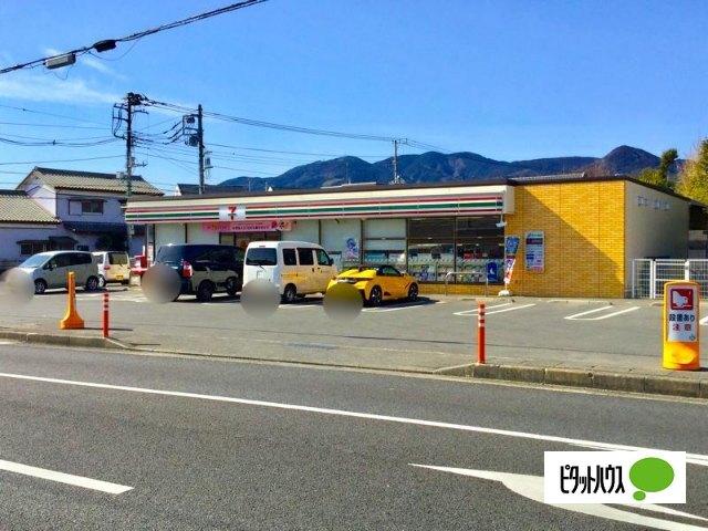 セブンイレブン富士市四ツ家店：303m