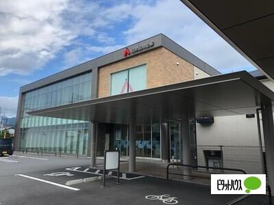 沼津信用金庫裾野中央支店：986m