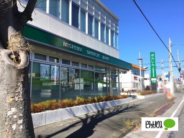 三島信用金庫岡宮支店：443m