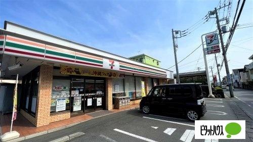 セブンイレブン沼津自由ケ丘店：115m