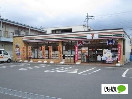 セブンイレブン沼津西椎路店：519m