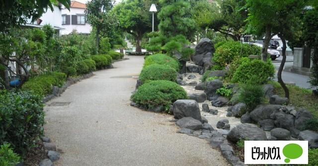 蛇松緑道：194m