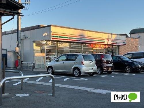 セブンイレブン沼津大岡南店：372m