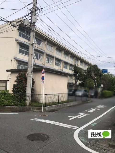 沼津市立片浜中学校：354m