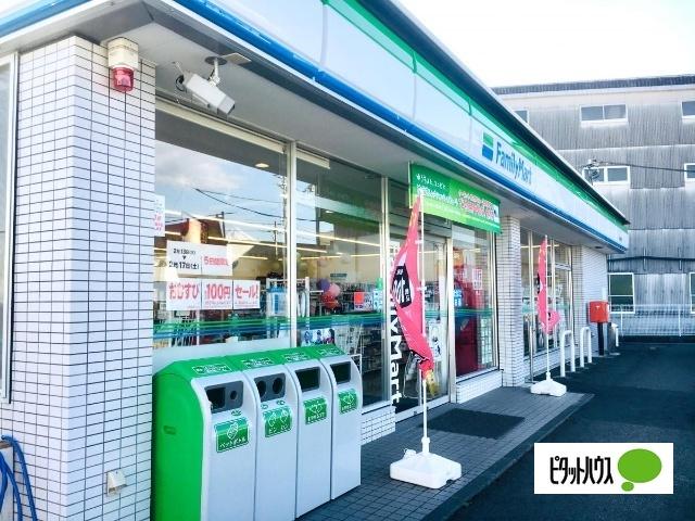 ファミリーマート沼津西間門店：267m