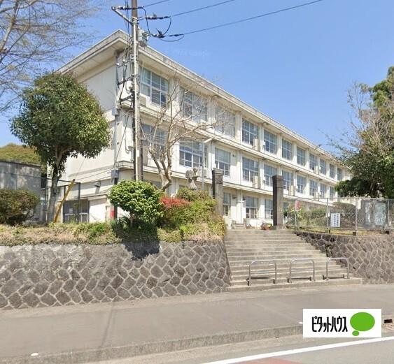 富士宮市立富士根北小学校：1998m