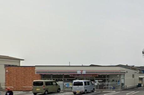 セブンイレブン富士宮中里東町店：231m