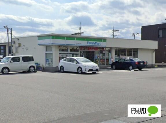 ファミリーマート富士宮東小泉店：513m