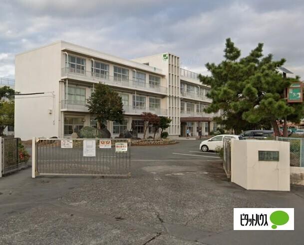 富士市立田子浦小学校：1683m