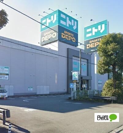 ニトリ富士店：695m